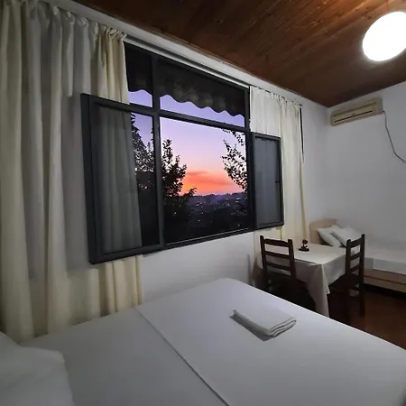 Sea Breeze 2 아파트 Vlorë