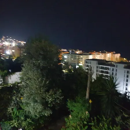 Apartment Sea Breeze 2